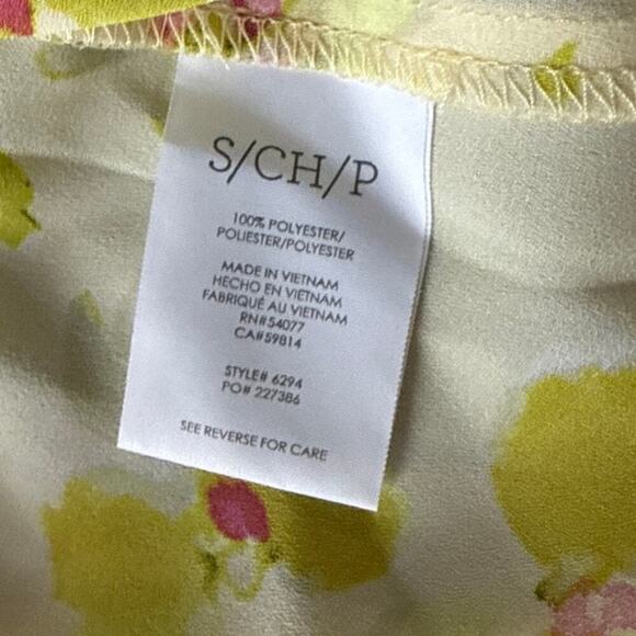 Cabi Go To Floral Soft Yellow Button Front Top Small V Neck Elegant Blouse Flowy - Picture 5 of 10